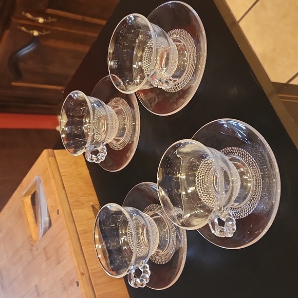 4 sets Duncan & Miller Teardrop cups and saucers - Picture 3 of 4